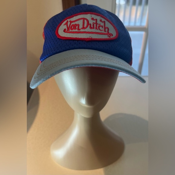 VINTAGE: Von Dutch | SnapBack trucker baseball hat. - Picture 3 of 14